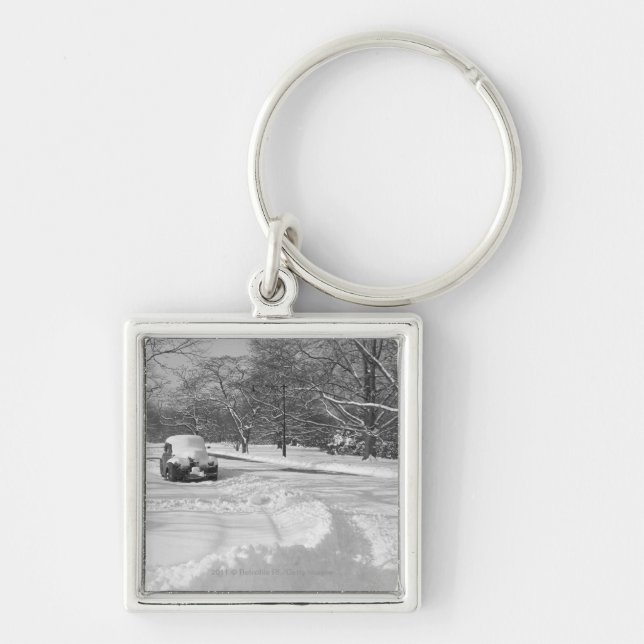 Llavero Coche capsulado nieve en la calle B&W (Frente)
