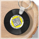 Llavero Código QR de música personalizable LP Vinyl | Keyc<br><div class="desc">Diseño de álbum de discos de LP de vinilo retro con código QR de personalizable que actualmente está vinculado a la página de inicio de SoundCloud. Personalizar el enlace de URL para llevar a los oyentes a sus pistas y asigne el título del LP con su propio texto. Haga clic...</div>