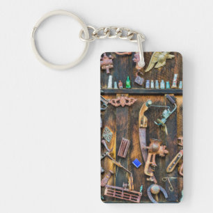 Llavero Colección de antigüedades en la pared