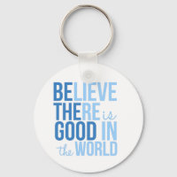 Collar de botón inspirador bueno en el mundo