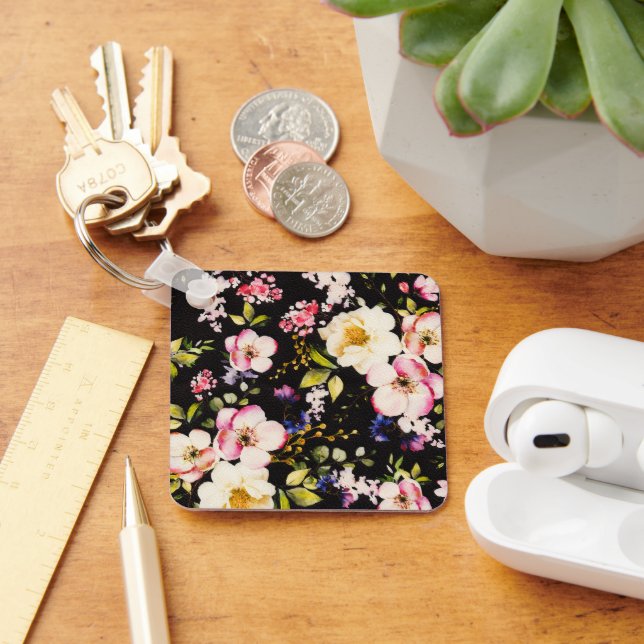 Llavero Color de agua rosa Rozas amarillas fondo negro (Escritorio )