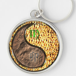 Llavero Conejo de virus y fuego