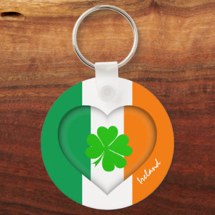 Llavero Corazón irlandés e irlandés, trébol con banderas/s
