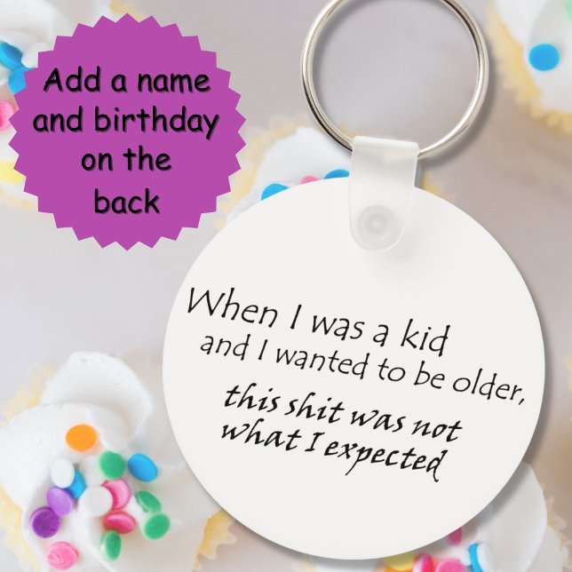 Llavero Creciente cita graciosa sobre la colina hilarante (A funny birthday gift or daily sarcastic quote to lift your spirits. Easily customize this keychain )