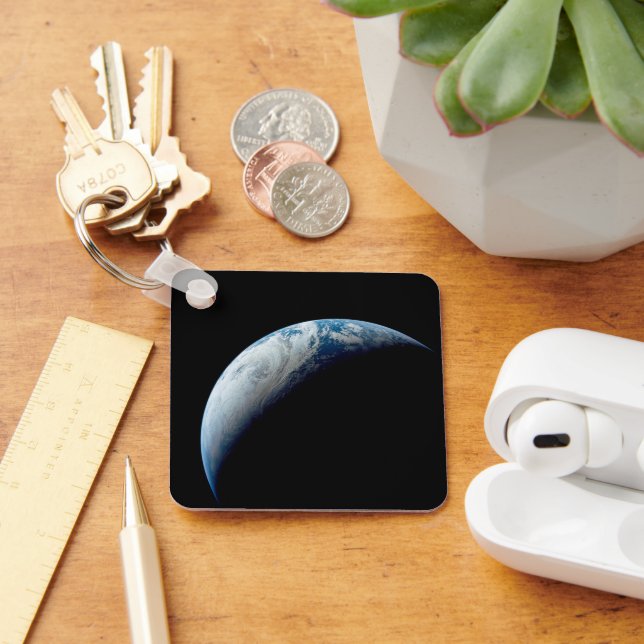 Llavero Creciente Tierra Tomada De La Misión Apolo 4. (Escritorio )