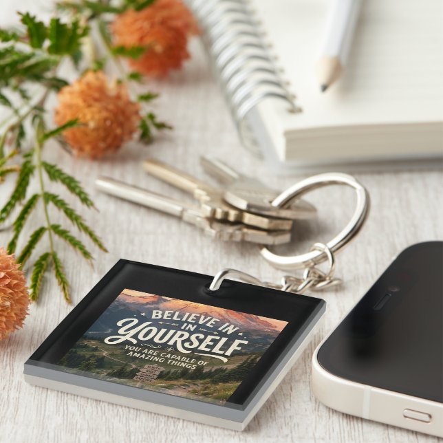 Llavero Cree en Sí Mismo (Frente Derecha)