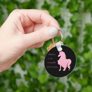 Llavero Creo en el unicornio rosa invisible.