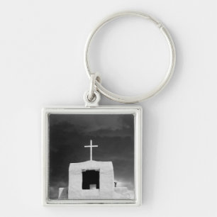 Llavero Cruz en la iglesia más antigua, San Miguel, Santa