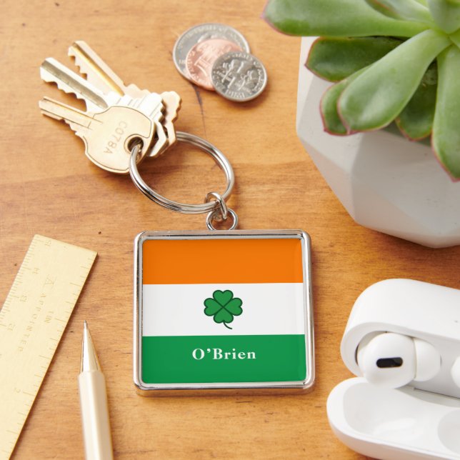 Llavero Custom Irish Flag Bottle Opener with Last Name (Escritorio )