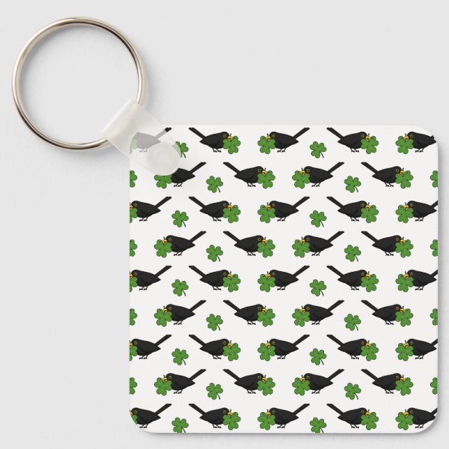Llavero Cute Blackbird con Shamrock Clover Personalizado (Anverso)