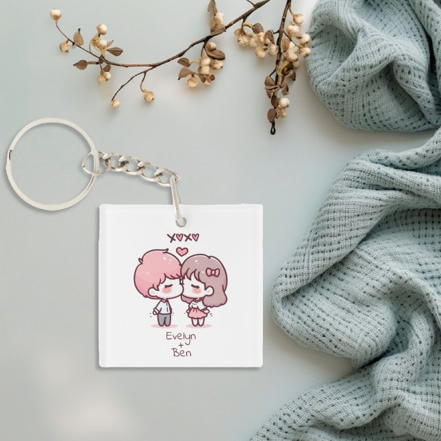 Llavero Cute Personalizada Chibi Estilo Besada Pareja (Cute Personalized Chibi-Style Kissing Couple Keychain
)