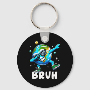 Llavero Dabbing Earth Day 2025 Bruh Meme divertido diciend