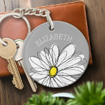 Llavero Daisy de moda con gris y amarillo<br><div class="desc">Una obra de arte zen y caprichosa,  hipster. Puede añadir un nombre,  un monograma u otro texto personalizado. Si necesita mover el dibujo,  haga clic en el botón personalizar para realizar cambios.</div>