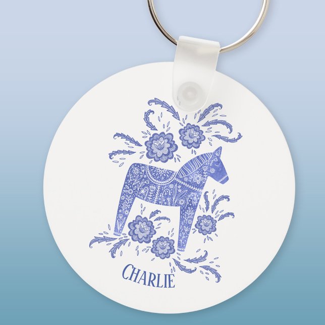 Llavero Dala Horse Nombre personalizado azul del arte folc (Blue and white Swedish Dala Horse personalized name aluminium keyring keychain)