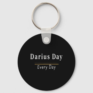 Llavero Darius Day Meme divertido - Celebrar el amor1