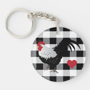 Llavero de gallo con cuadros negros y blancos