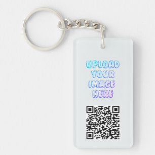 Llavero de logotipo y código QR de marca comercial