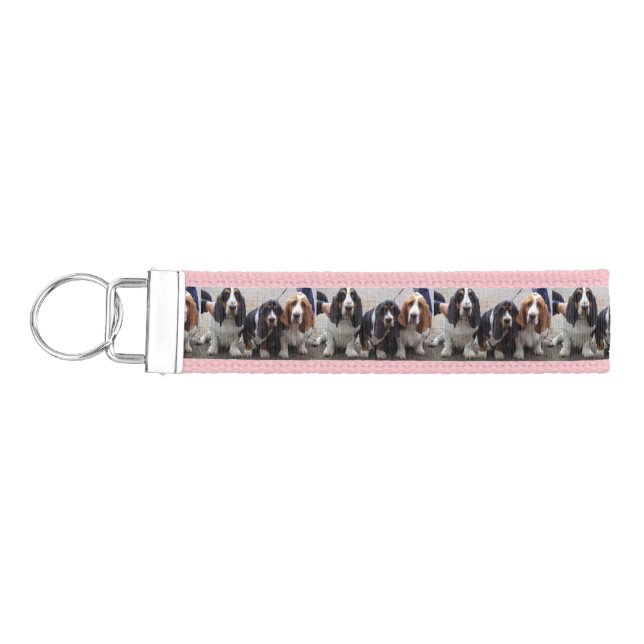 Llavero De Pulsera 3 cachorros de Basset_hound (Llaves lado izquierdo)