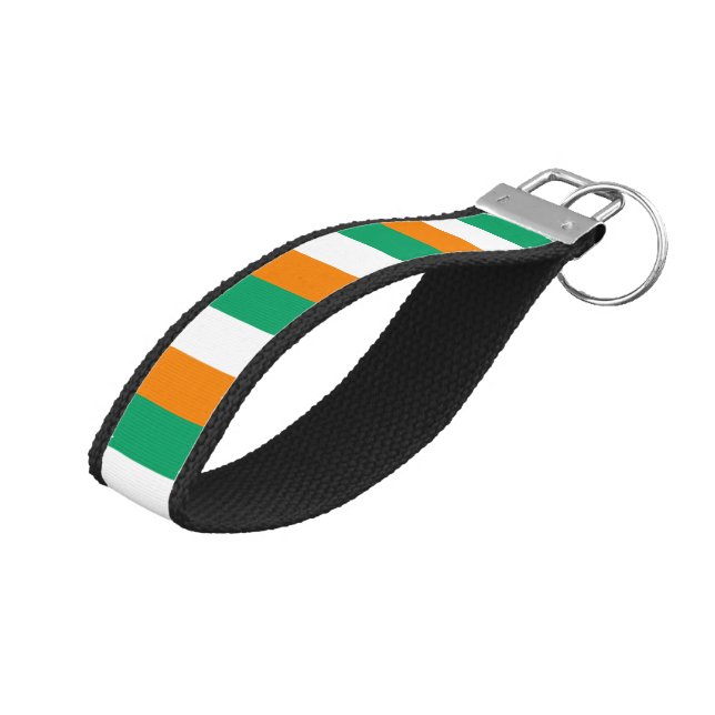 Llavero De Pulsera Bandera de Costa de Marfil (Angulado hacia arriba)