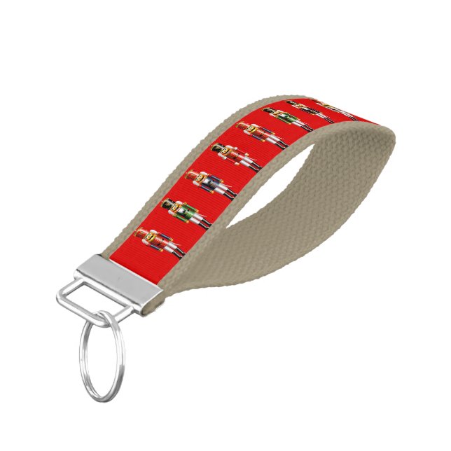 Llavero De Pulsera Ejército de nuez de los cascanueces (Angulado hacia abajo)
