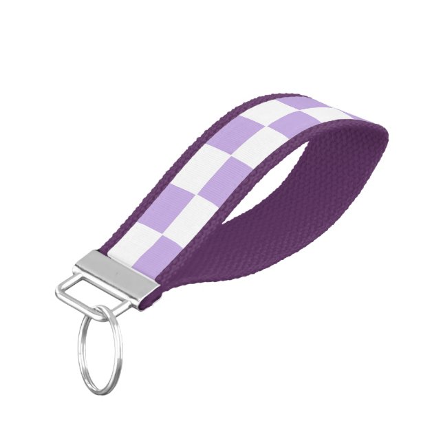 Llavero De Pulsera Lavanda a cuadros y blanco (Angulado hacia abajo)
