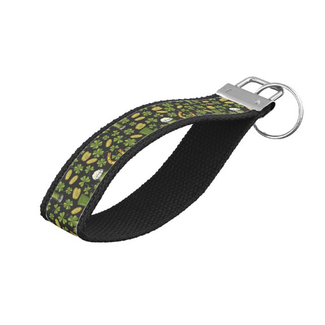 Llavero De Pulsera Modelo del día de St Patrick (Angulado hacia arriba)