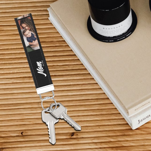Llavero De Pulsera Mom Established Script Black Photo (Subido por el creador)