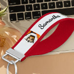 Llavero De Pulsera Nombre personalizado y foto de 6 | Azul helado roj<br><div class="desc">Cadena de teclas de muñeca personalizada en rojo y azul hielo. La plantilla de fotos está configurada para que añadas 6 de tus fotos favoritas, que se muestran en formato cuadrado/instagram y vertical. Su nombre está escrito en tipografía de escritura limpia por un lado. Las imágenes se muestran erguidas en...</div>