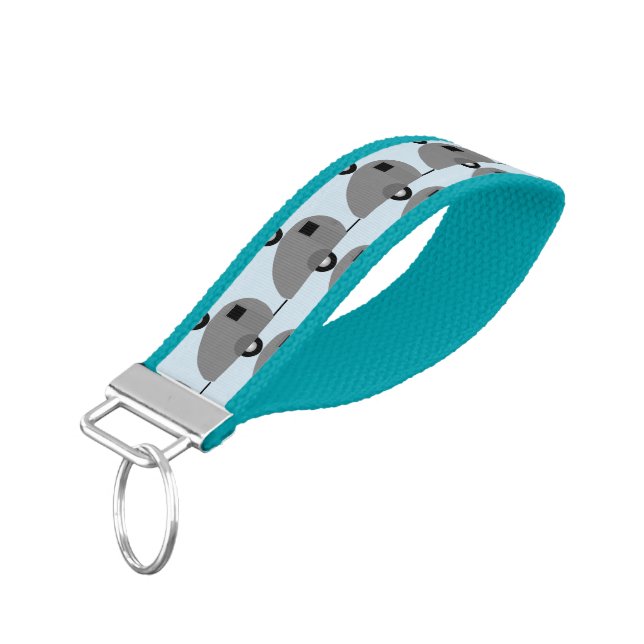 Llavero De Pulsera Pequeño rastreador de caída de orejas Thunder_Cove (Angulado hacia abajo)