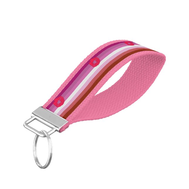Llavero De Pulsera SlipperyJoe lipstick bandera de orgullo lesbiana f (Angulado hacia abajo)