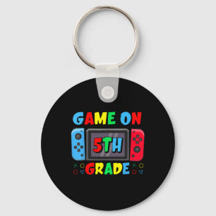 Llavero De Vuelta Al Juego Escolar En Quinto Grado Chicos 