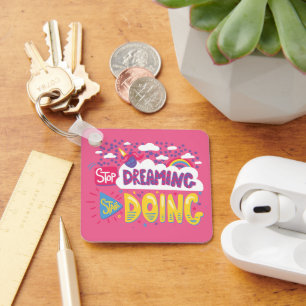 Llavero Deja de soñar, empieza a hacer Metalizado violeta