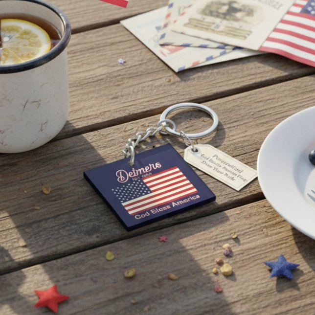 Llavero Dios personalizado bendice la bandera de Estados U (Personalized God Bless America Flag Keychain)