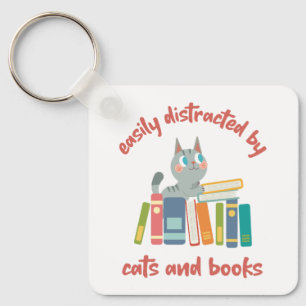 Llavero Distracción fácil por gatos y libros