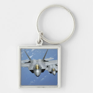 Llavero Dos raperos F-22 sobrevuelan el Océano Pacífico 2