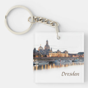 Llavero Dresden en la noche