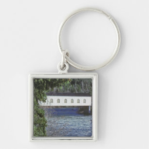 Llavero EE.UU., Oregón. Una camioneta cruzando el