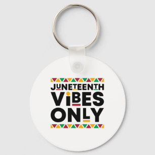 Llavero El 19 de junio sólo vibes la historia negra de los