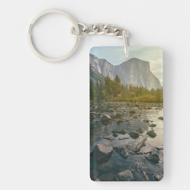 Llavero El capitan y el río Merced (Frente)