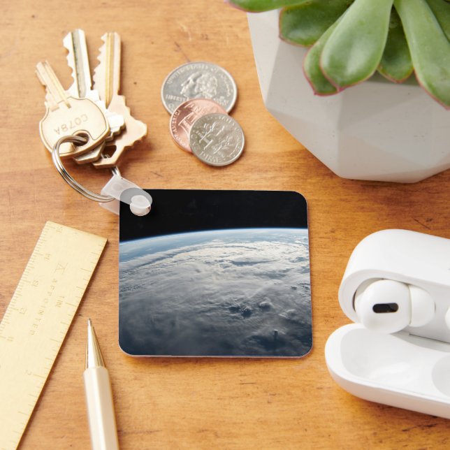 Llavero El Ciclón Tropical Idai Sobre La Costa De África. (Escritorio )