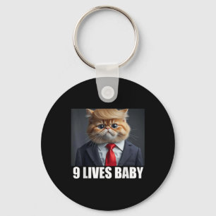 Llavero El gato Trump 9 vive a un bebé