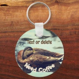 Llavero El pato espantoso necesita café divertido personal