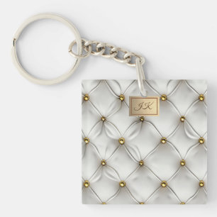 Llavero Elegante Blanco Moderno Cuero Acolchado Dorado
