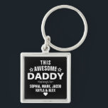 Llavero Elegante este maravilloso papá pertenece al día de<br><div class="desc">Personalizado,  este asombroso papá pertenece a la cadena de claves del Día del Padre Estrella Personalizarlo con los nombres de sus hijos.</div>