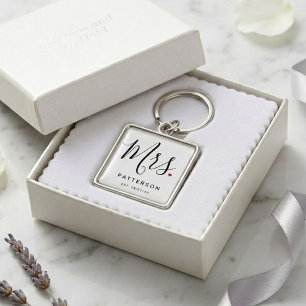 Llavero Elegante Sra. Apellido Personalizado y Fecha de Bo
