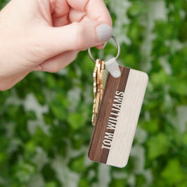 Llavero Elegante textura de madera marrón Monograma de est