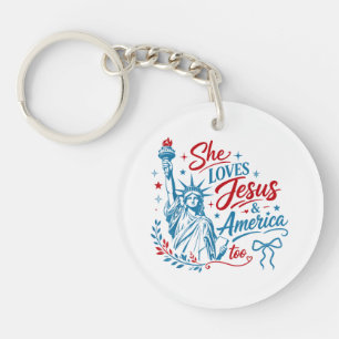 Llavero Ella Ama a Jesús y a América También 4 de Julio Cr