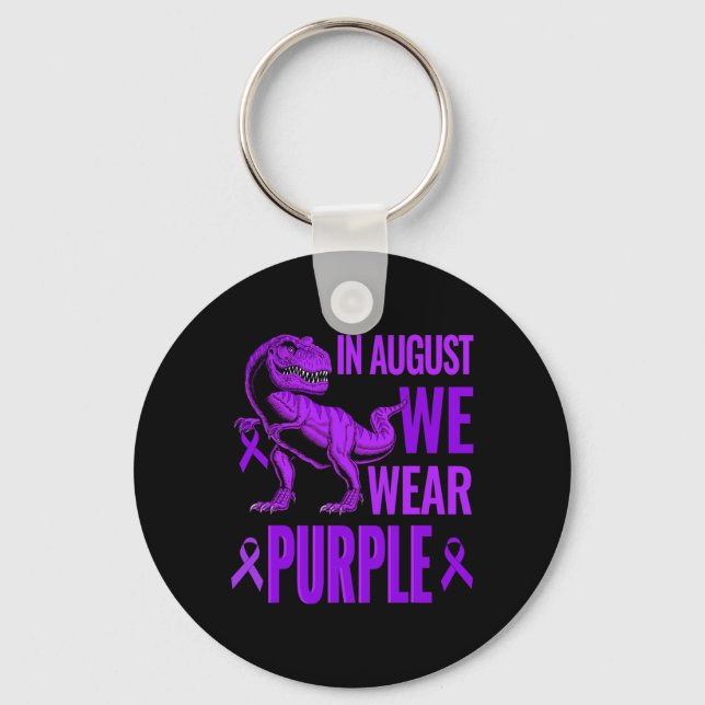 Llavero En Agosto Usamos Sobredosis Púrpura (Anverso)