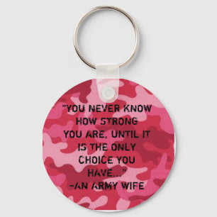 Llavero Esposa del ejército… fuerte