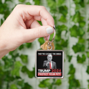Llavero Están Comiendo A Los Perros Debate Trump 2024 